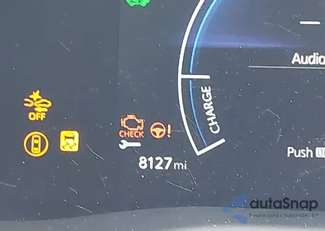 2025 Toyota Camry Le z USA, uszkodzony, nr VIN 4T1DAACK6SU174390